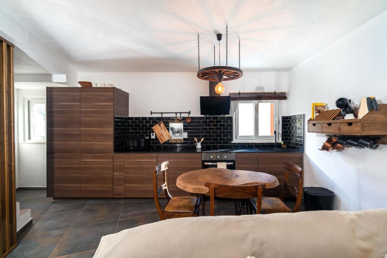 Casa Estabulo- Cozy Rustic Farmhouse Loft Touro エストンバル エクステリア 写真